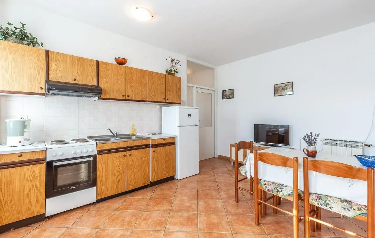 Beta A2+1 Appartement Poreč 0*,